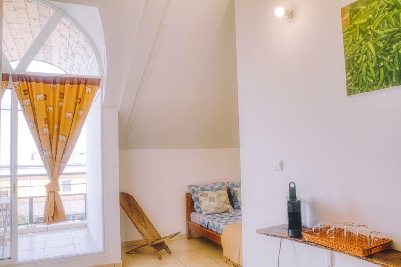 Bakkasab St Gilles Apartment Сен Жилс ле Бен Екстериор снимка
